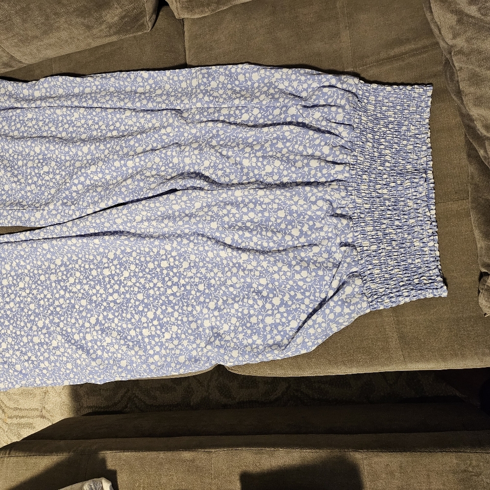 Sienna Sky Wide Leg Floral Pants with Built-in Shorts Size medium